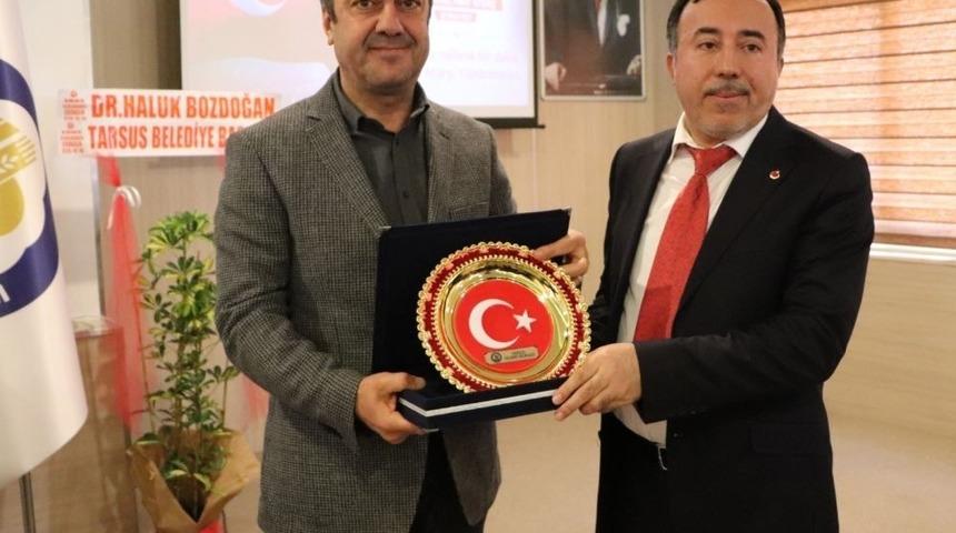 Prof. Dr. &Ccedil;etin: "İstiklal Marşımız bizi millet yapan temel bileşenlerimizdendir"