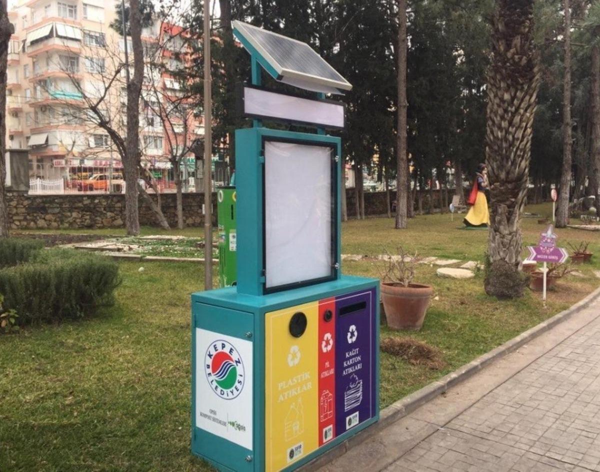 Kepez&rsquo;den g&uuml;neş enerjili &lsquo;Mobil Atık Getirme Merkezi&rsquo;