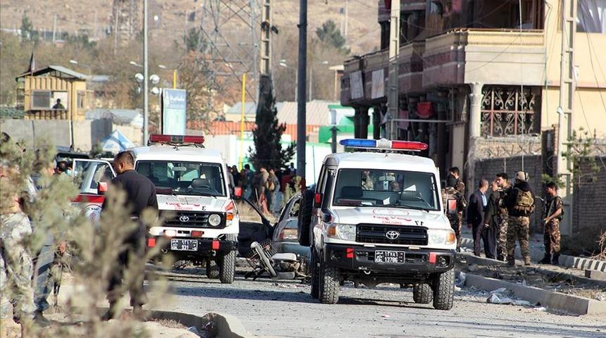 Afganistan'da silahlı ve bombalı saldırı