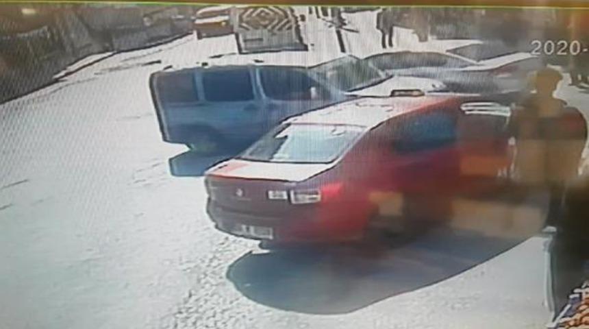 İstanbul'da akıllara durgunluk veren olay! Yardım etmek isterken...