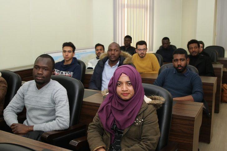 Yabancı öğrencilerden Başkan Özdoğan´a ziyaret G5