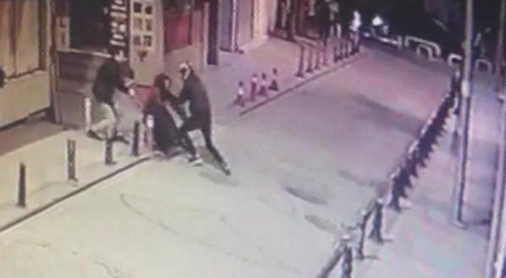 İstanbul'da kuyumcu kuryesine gasp girişimi! Eşi kurtardı G3