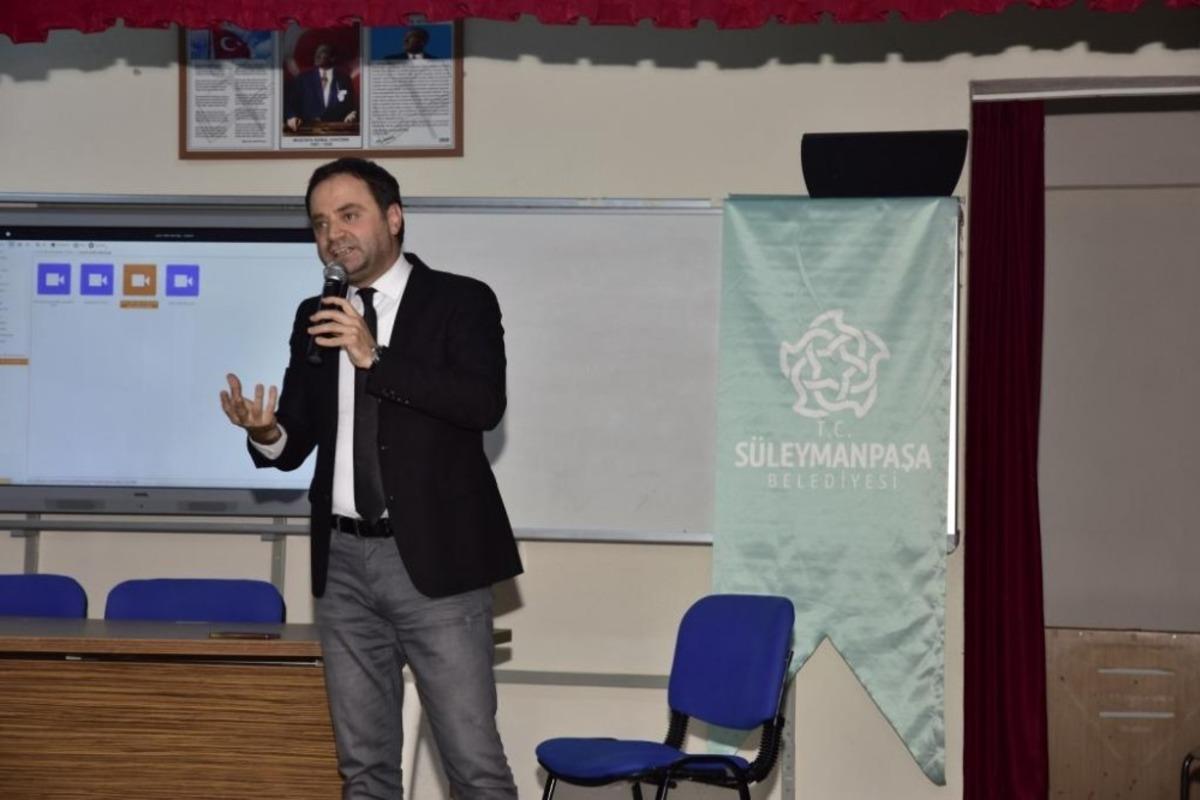 Fatih Anadolu Lisesi &ouml;ğrencileri Yasin Dallı ile buluştu