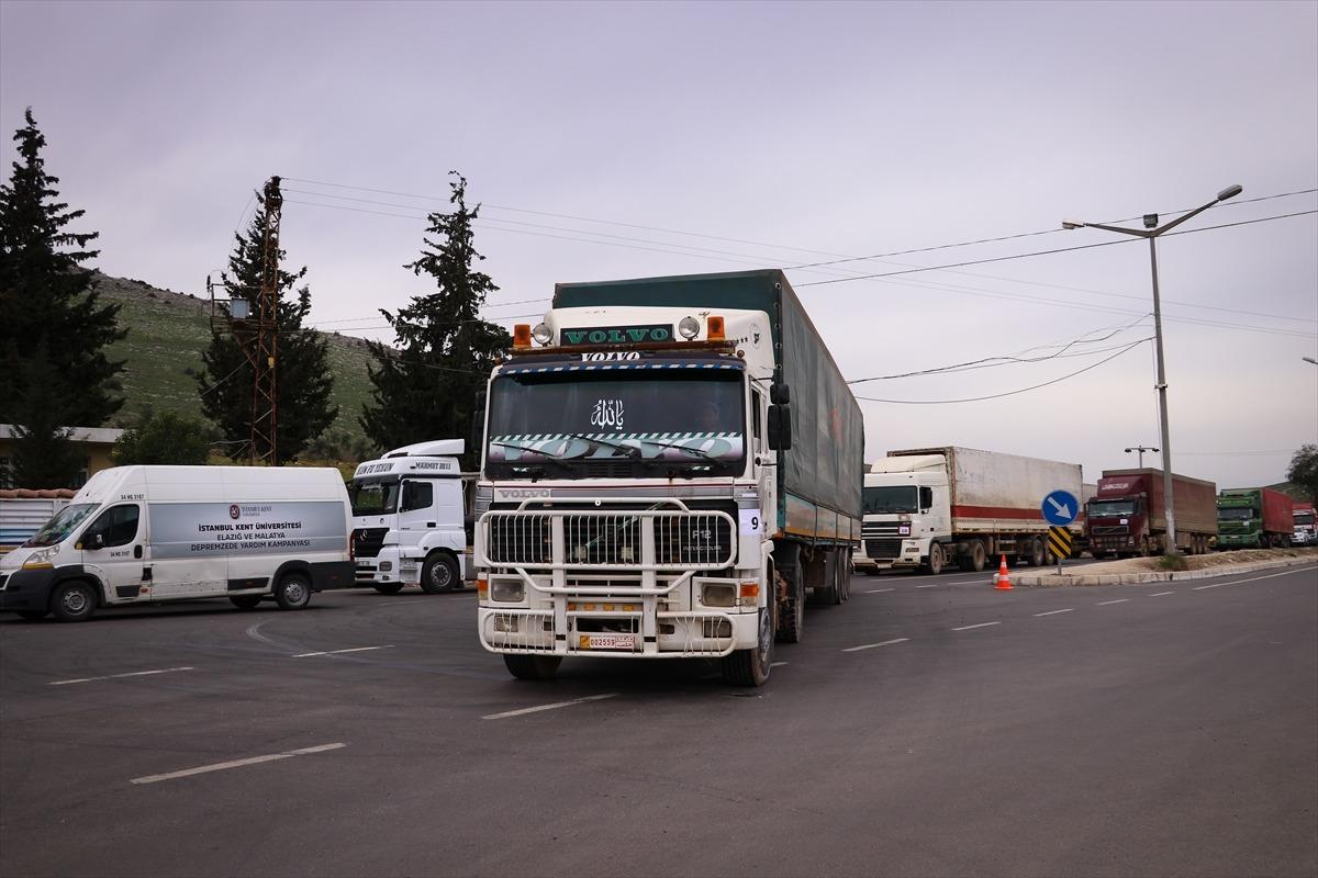 BM'den İdlib'e 24 tır insani yardım malzemesi