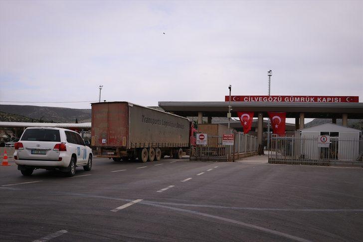 BM'den İdlib'e 24 tır insani yardım malzemesi G4