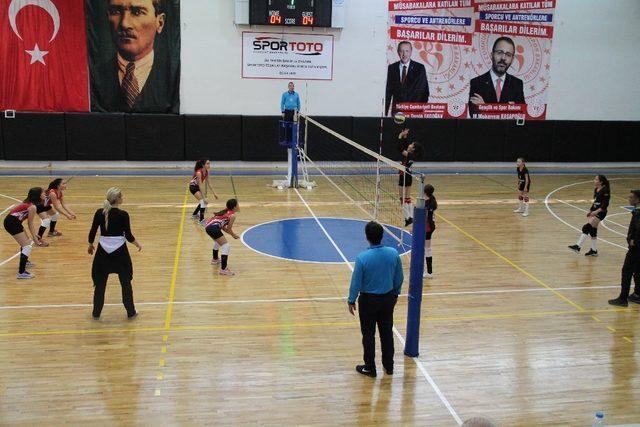 Amasya’da voleybol heyecanı