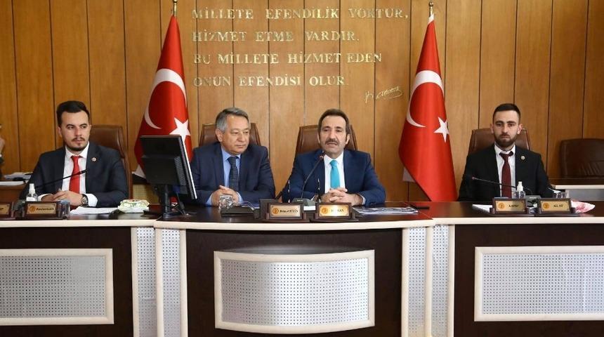 Vali Ali Mantı, İl Genel Meclisi toplantısına katıldı