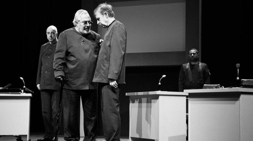 Rutkay Aziz “1984 - Büyük Gözaltı” oyunu ile Ereğli’ye geliyor