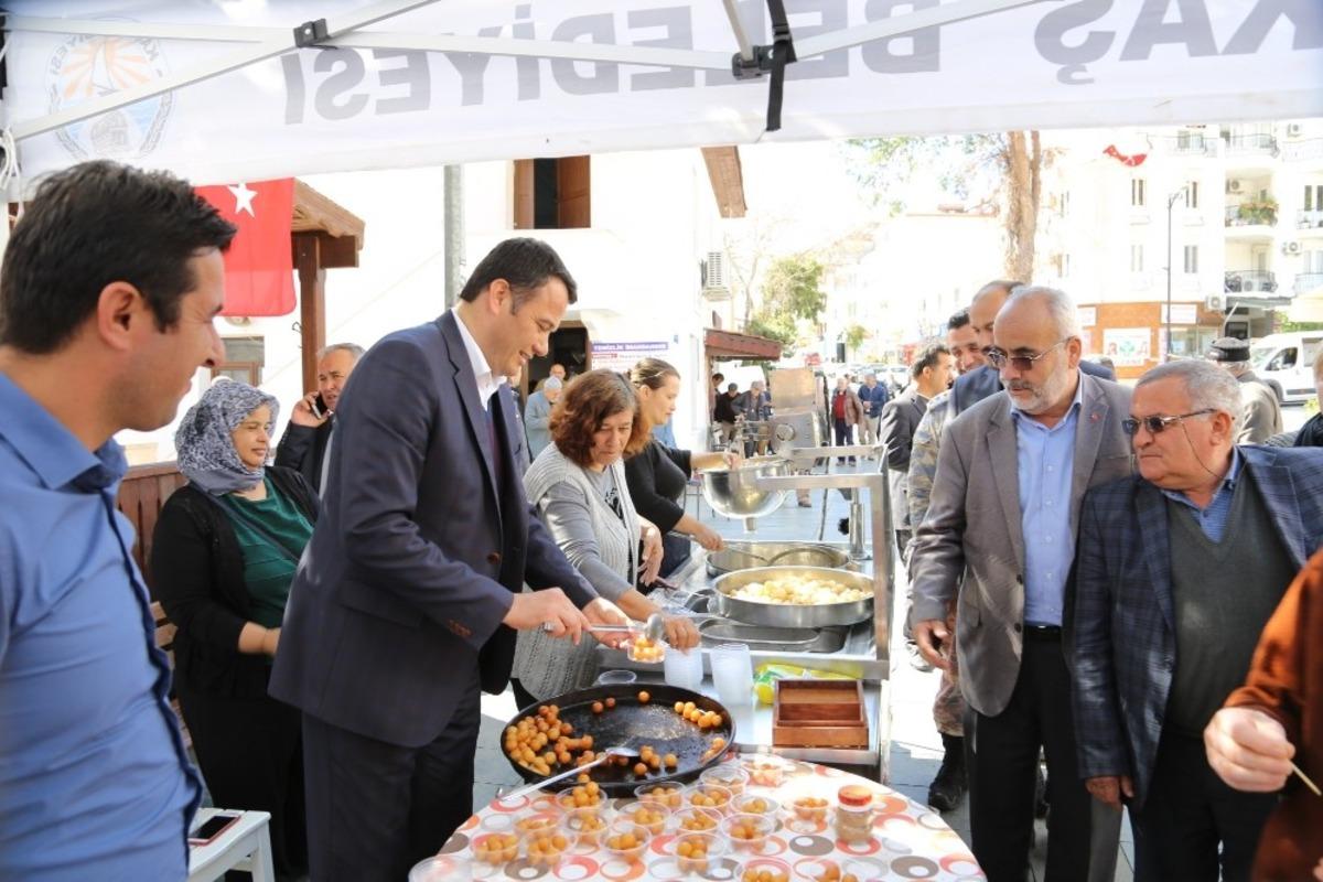 İdlib şehitleri i&ccedil;in mevlit ve lokma