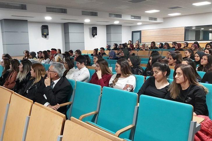 Kapadokya Üniversitesi öğrencilerine liderlik eğitimi verildi G2