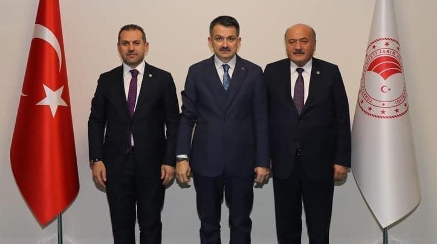 AK Parti Erzincan Milletvekilleri &ccedil;ift&ccedil;ilerin sorunlarına karşı atılan adımları, verilen destekleri anlattı