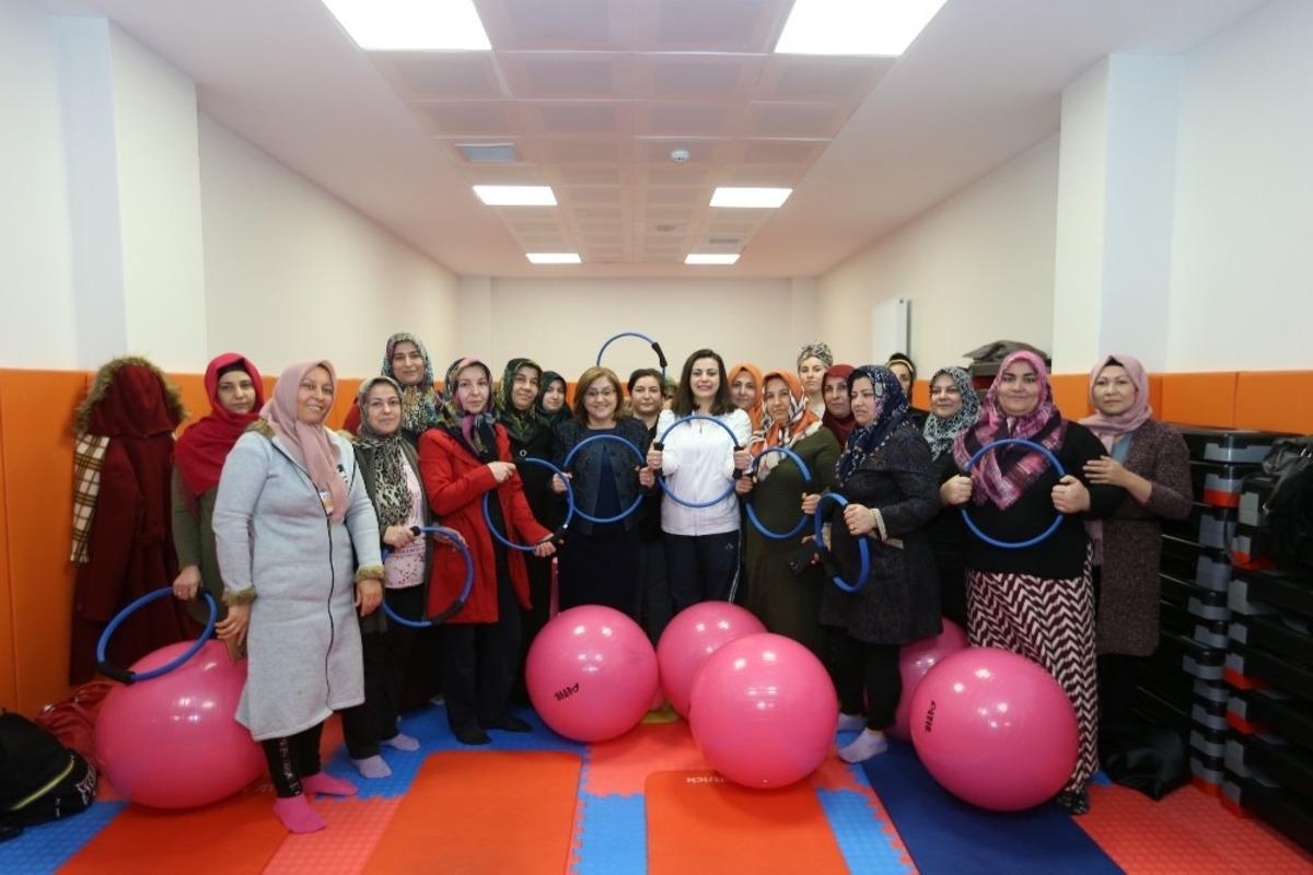 B&uuml;y&uuml;kşehir&rsquo;in kadınlara y&ouml;nelik projeleri g&ouml;z dolduruyor
