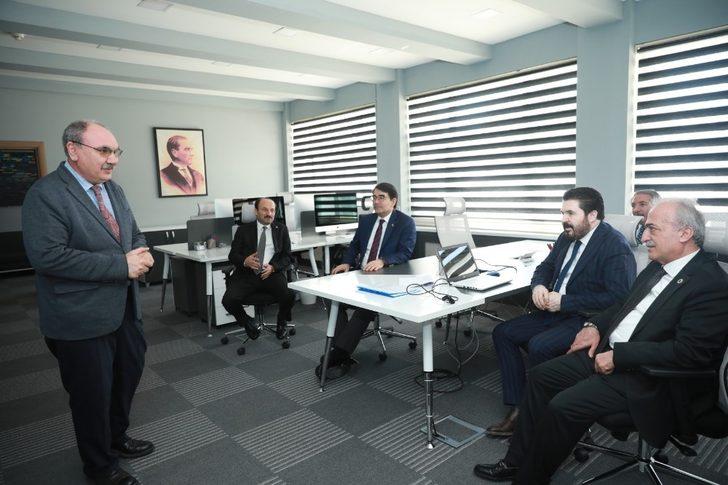 Rektör Çomaklı, İnsan Kaynakları Ofisi Başkanı Salim Atay’ı ağırladı G3