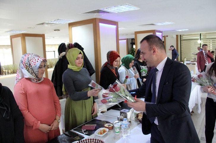 Ağrı Milli Eğitim Müdürü Tekin, Kadınlar Günü’nü Kutladı G3
