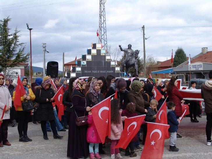 Pazaryeri ilçesi şehitler için yürüdü G5