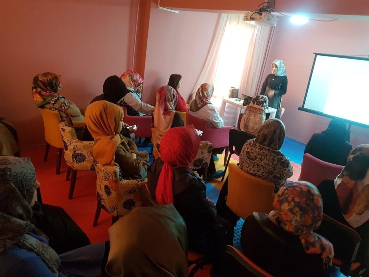 Tatvan&rsquo;da &ldquo;Teknoloji ve Madde Bağımlılığı&rdquo; semineri