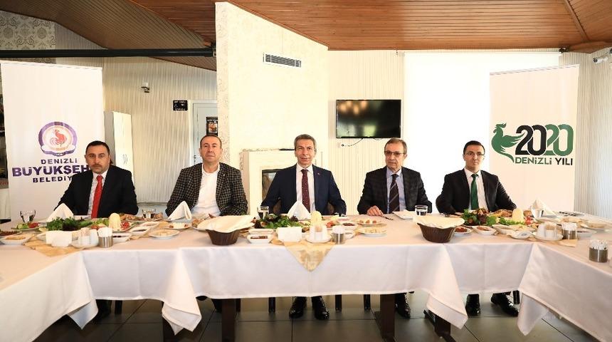 Denizli, Voleybol 2. Lig m&uuml;sabakalarına ev sahipliği yapıyor