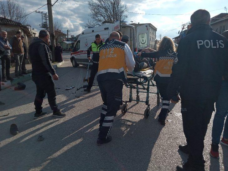 Çarptığı sürücüyü bırakarak kaçtı G4