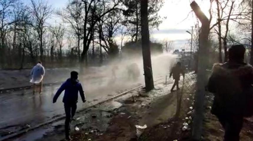 Yunan askerinden sınırda sert m&uuml;dahale