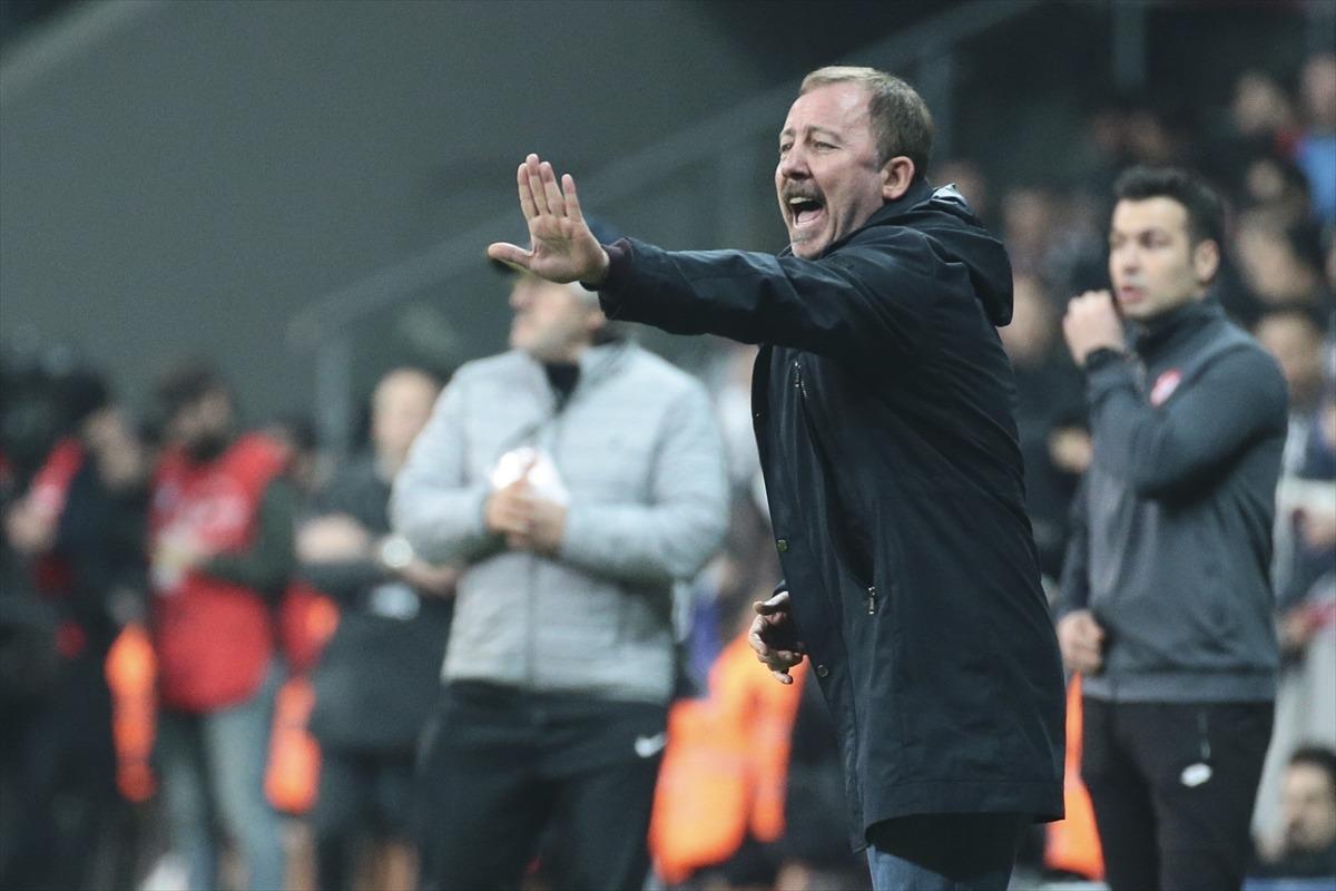 Sergen Yal&ccedil;ın'dan Galatasaray derbisi a&ccedil;ıklaması: Kazanmaya gidiyoruz!