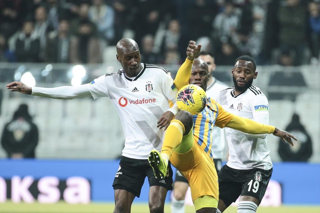Atiba Hutchinson: Bu şekilde devam etmeliyiz