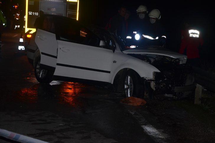 İşçi servisi ile otomobil çarpıştı: 1 ölü, 9 yaralı G3