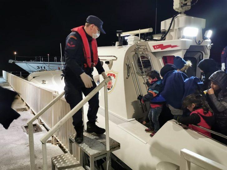 Kuşadası Körfezi’nde 44 göçmen kurtarıldı G3