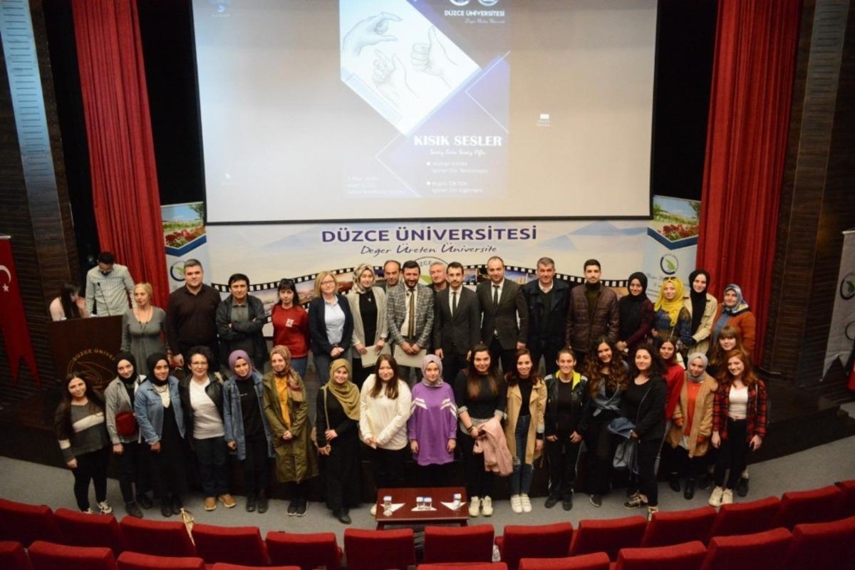 İşaret dilinin &ouml;nemine vurgu yapıldı