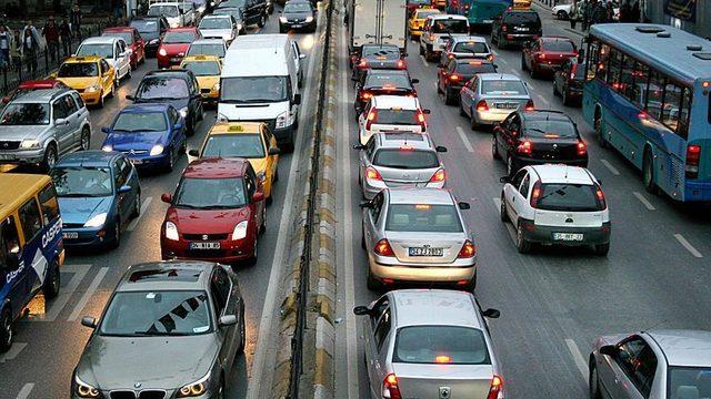 İstanbullular dikkat! Bu yollar trafiğe kapatıldı