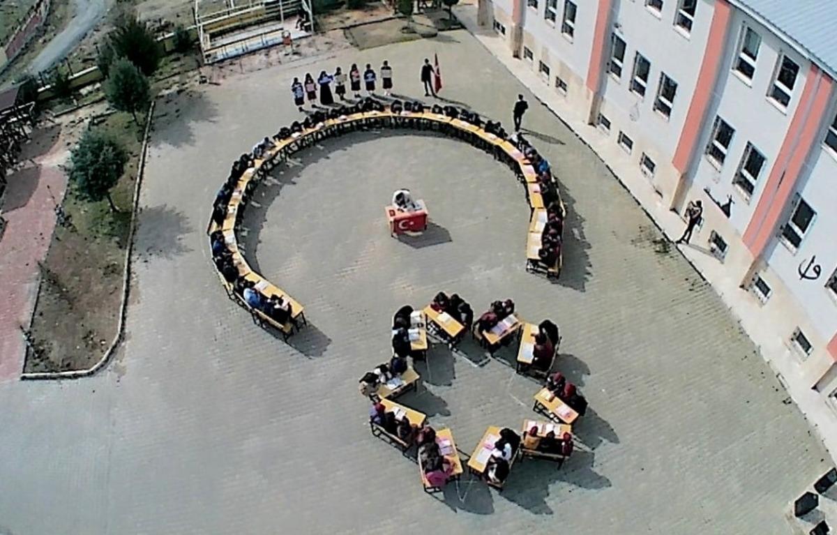 &Ouml;ğrenciler şehitler i&ccedil;in hatim indirdi