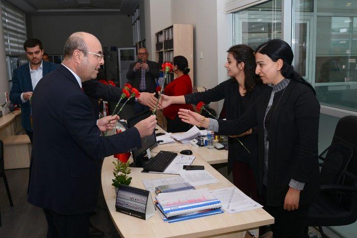 Selehattin Ekicioğlu: "Kadın, hayatı her gün yeniden var eder” G3