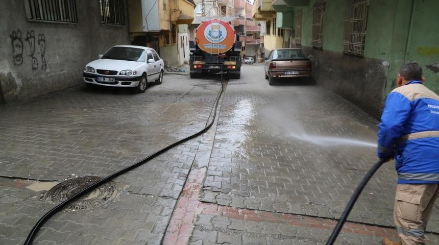 Haliliye’de cadde ve sokaklar temizlendi