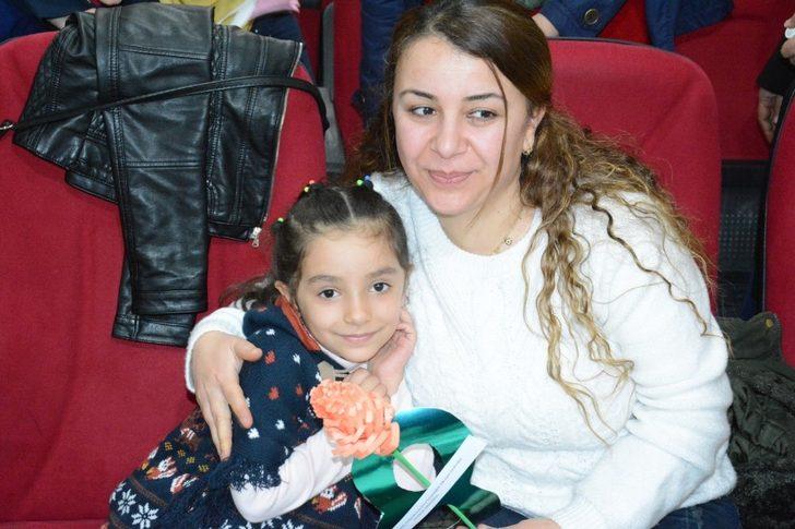 Kamer vakfı ve belediye kadınlar etkinliği düzenledi G4