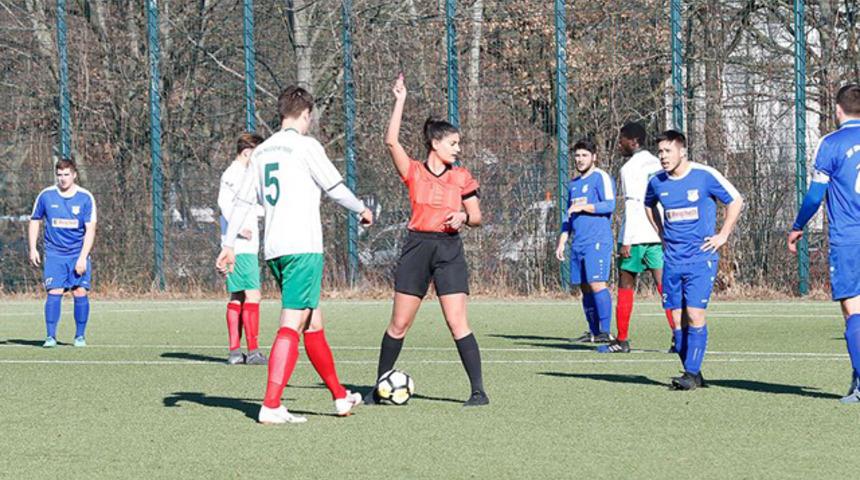 MHK'den kadın hakemlere görev