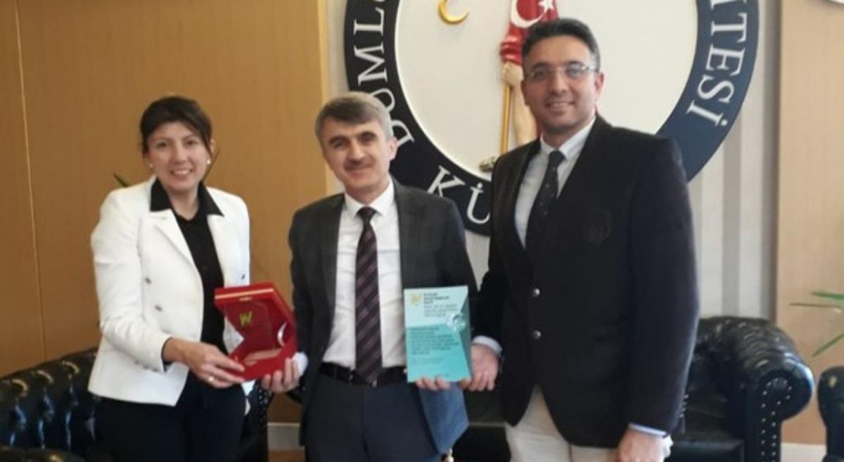 İktisadi Araştırma Vakfı&rsquo;ndan DP&Uuml; &ouml;ğretim &uuml;yelerine &ouml;d&uuml;l