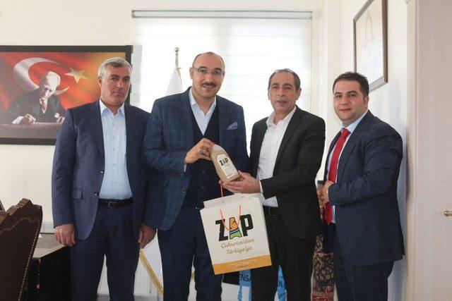 Tutak Belediye Başkanı Duru, Çukurca Belediyesini ziyaret etti