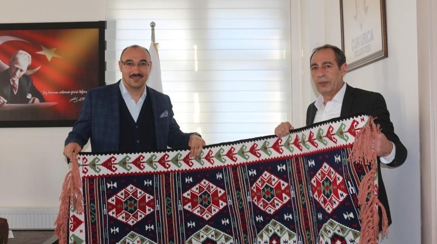Tutak Belediye Başkanı Duru, &Ccedil;ukurca Belediyesini ziyaret etti
