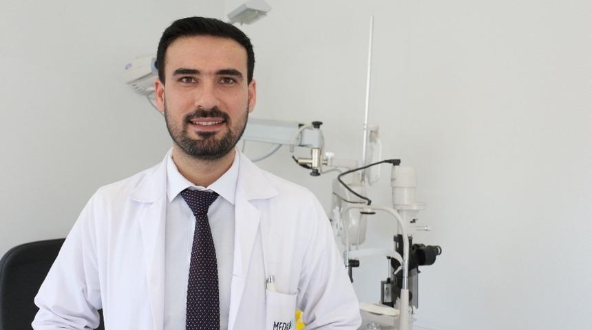 Op. Dr. &Ouml;zpınar: &ldquo;Sarı nokta &ouml;m&uuml;r boyu takibi gerektiren bir hastalıktır&rdquo;