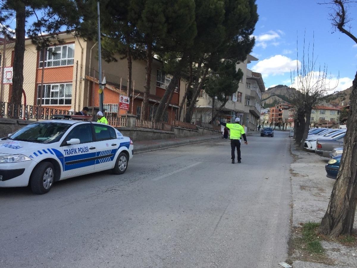 Tosya&rsquo;da okul servisleri denetlendi