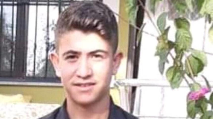 Otob&uuml;s durağında kalp krizi ge&ccedil;iren lise &ouml;ğrencisi İsrafil hayatını kaybetti