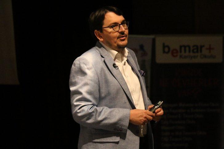 Usta spiker gençlere üniversite sonrası hayatları için tavsiyelerde bulundu G1