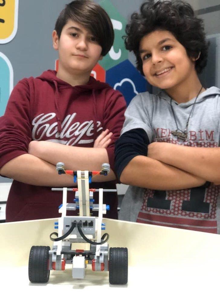 MER Koleji öğrencileri robotik kodlama yarışmalarına hazırlanıyor G4