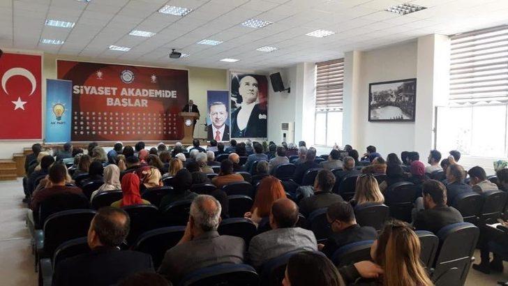 AK Parti Siyaset Akademisi Aydın’da başladı G1
