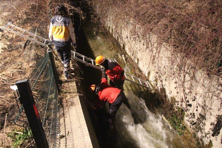 Bolu’da, sulama kanalına düşen yaşlı adamı itfaiye kurtardı G2