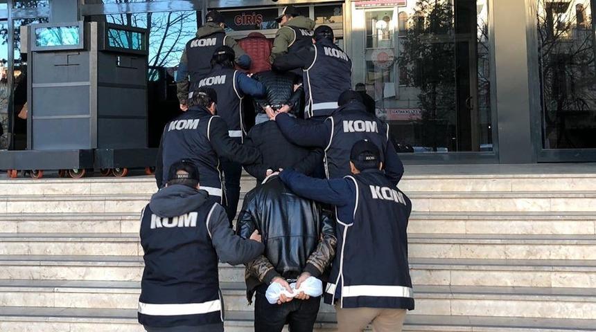 Malatya&rsquo;da emniyet d&uuml;ğmeye bastı! G&ouml;zaltındaki 14 lkişi tutuklandı