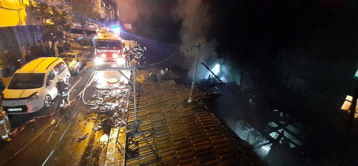 Esenler'de gecekondu alev alev yandı G5