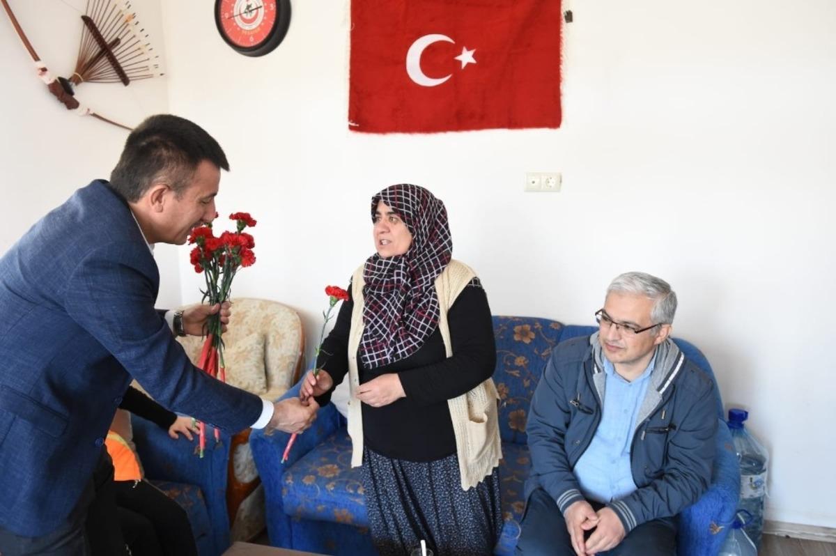 Altındağlı kadınlara 8 Mart s&uuml;rprizi