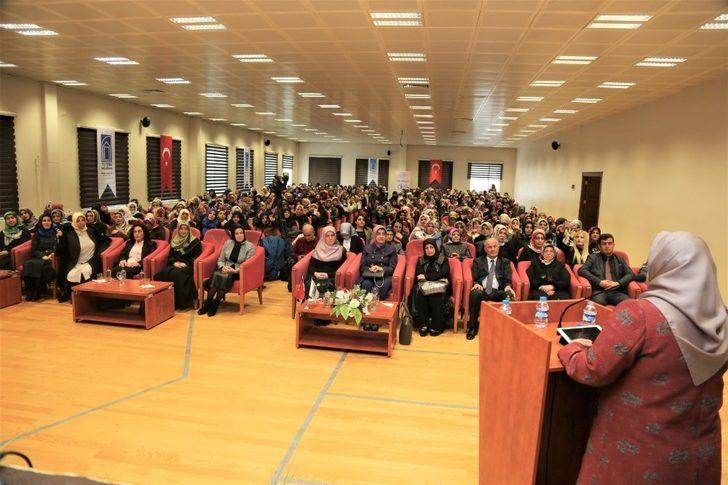 Tuşba’da, ‘8 Mart Dünya Kadınlar Günü’ etkinliği G4