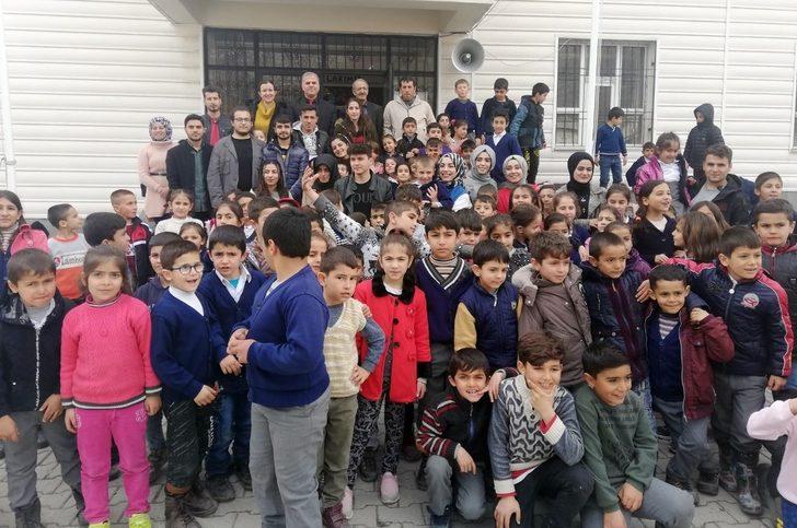 KYK öğrencileri, minik kardeşleriyle gönül bağı kurdu G3