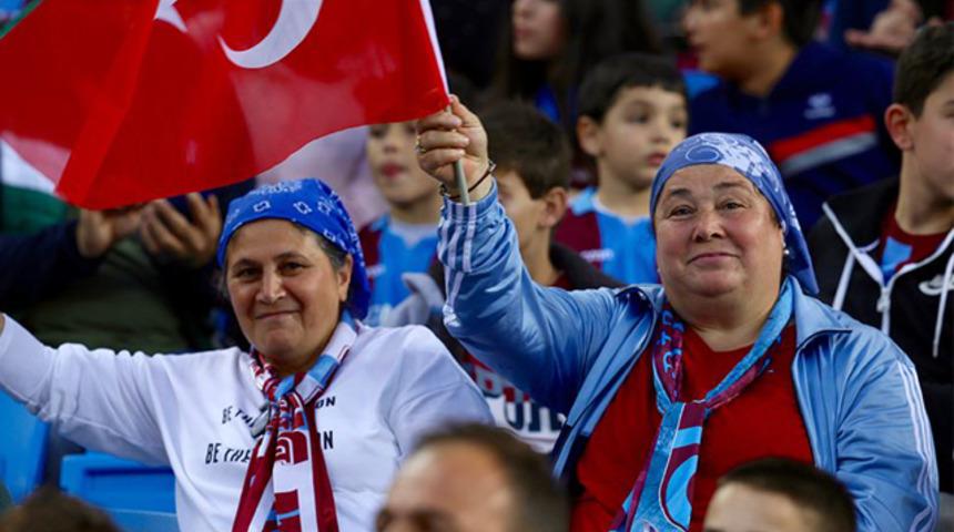 Süper Lig'in kadın seyirci oranı en yüksek tribünü Trabzonspor'da